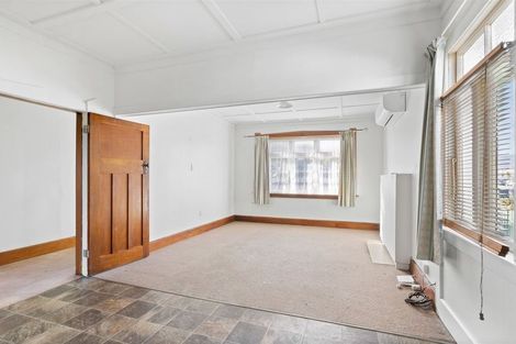 Photo of property in 34 Derby Street, Westport, 7825