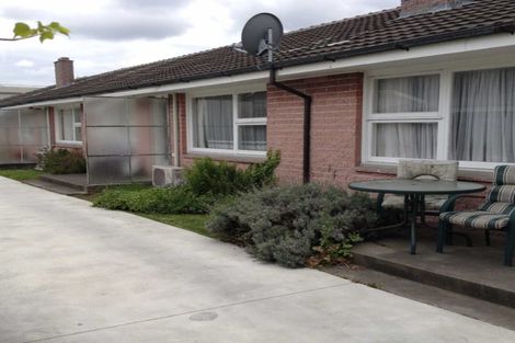 Photo of property in 2/11 Maxwell Street, Riccarton, Christchurch, 8041