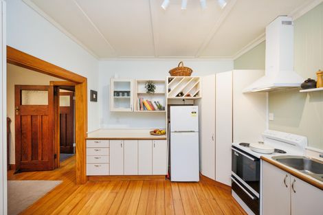 Photo of property in 67 Rangitane Street, Palmerston North, 4414