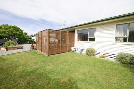 Photo of property in 3b Hinton Road, Taradale, Napier, 4112