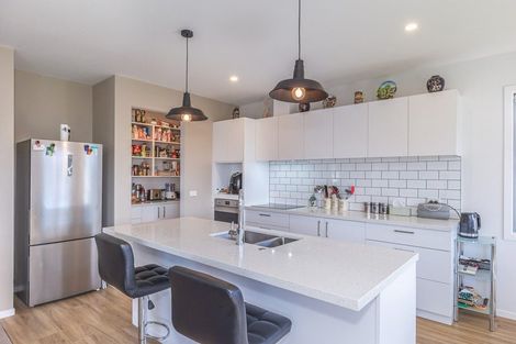 Photo of property in 5 Oak Place, Levin, 5510