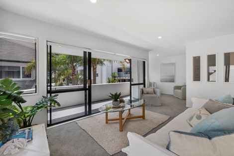 Photo of property in 3 The Mall, Mount Maunganui, 3116