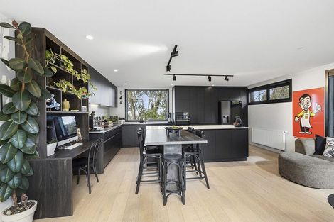 Photo of property in 14 Alexandra Road, Roseneath, Wellington, 6021