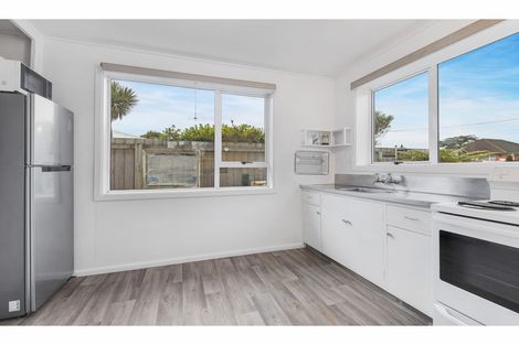 Photo of property in 28 Collingwood Street, New Brighton, Christchurch, 8061