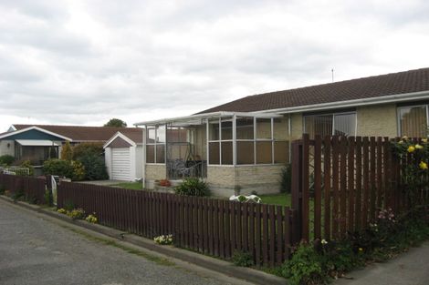 Photo of property in 2/160a Highsted Road, Casebrook, Christchurch, 8051