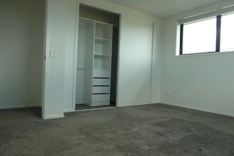 Photo of property in 11/19 Karamu Street, Te Atatu Peninsula, Auckland, 0610