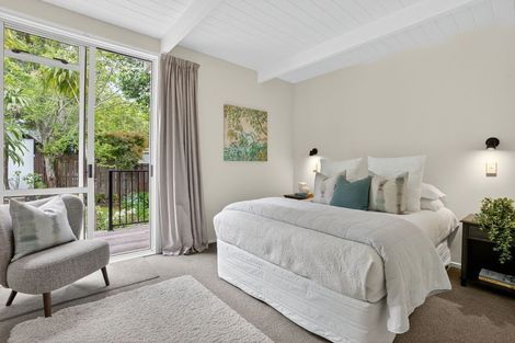Photo of property in 55 Hillcrest Avenue, Hillcrest, Auckland, 0627