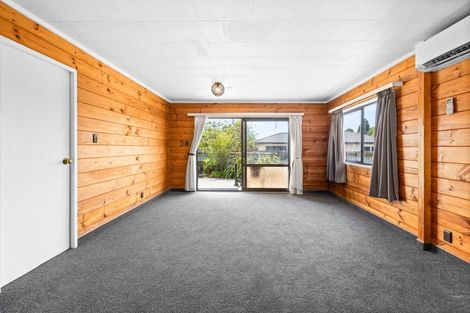 Photo of property in 4/2 Lee Road, Taradale, Napier, 4112