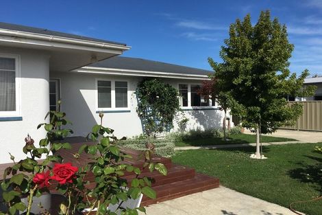 Photo of property in 9a Cornwall Road, Taradale, Napier, 4112