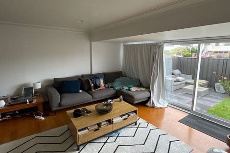 Photo of property in 369 Maunganui Road, Mount Maunganui, 3116
