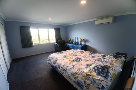 Photo of property in 9 San Clemento Way, Rototuna, Hamilton, 3210