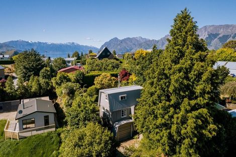 Photo of property in 34 Noema Terrace, Lake Hawea, 9382