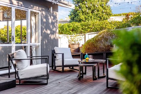 Photo of property in 11 Te Puia Drive, Aotea, Porirua, 5024