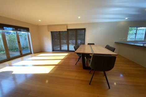 Photo of property in 4 Oak Bark Drive, Schnapper Rock, Auckland, 0632