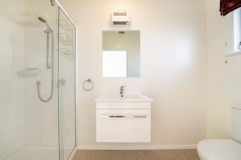 Photo of property in 17 Birdwood Road, Waterloo, Lower Hutt, 5011