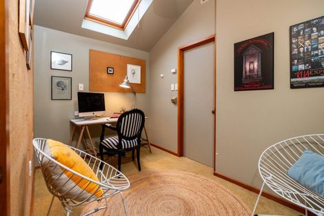 Photo of property in 16 Mariri Road, Kelburn, Wellington, 6012