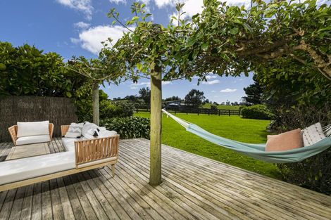 Photo of property in 296 Oaia Road, Muriwai, Waimauku, 0881