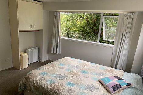 Photo of property in 2/107 Beach Haven Road, Beach Haven, Auckland, 0626