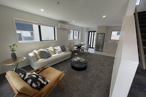 Photo of property in 6/8 Yeovil Road, Te Atatu Peninsula, Auckland, 0610