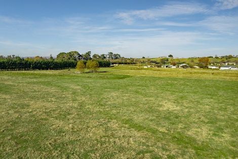 Photo of property in 2460 State Highway 2, Waipukurau, 4281