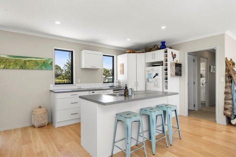 Photo of property in 292b Seaforth Road, Waihi Beach, 3611