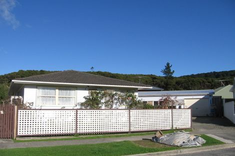 Photo of property in 13 Kerepehi Grove, Wainuiomata, Lower Hutt, 5014
