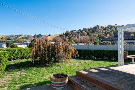 Photo of property in 17 Golding Road, Taradale, Napier, 4112