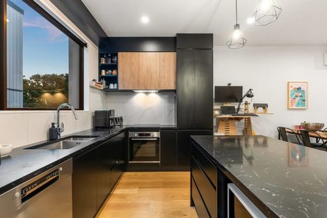 Photo of property in 7/16 Williamson Avenue, Belmont, Auckland, 0622