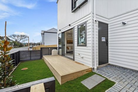 Photo of property in 56 Oreil Avenue, West Harbour, Auckland, 0618