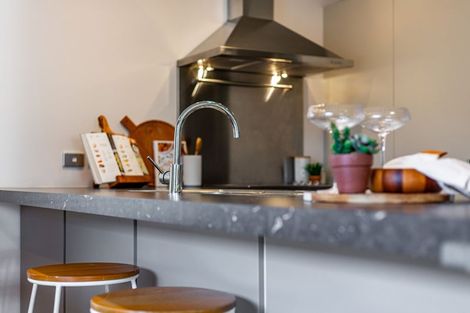 Photo of property in 5 Paparoa Crescent, Aotea, Porirua, 5024