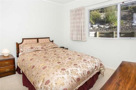 Photo of property in 11 Lakeside Villas, Whitby, Porirua, 5024