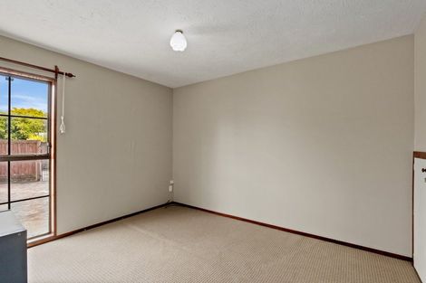 Photo of property in 60 Solomon Avenue, Redwood, Christchurch, 8051