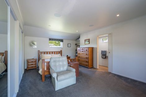 Photo of property in 10 Neale Avenue, Stoke, Nelson, 7011