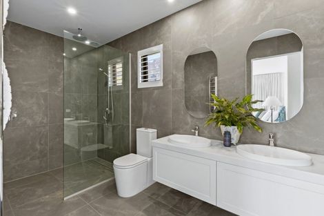 Photo of property in 1 Chimney Lane, Jacks Point, Queenstown, 9371