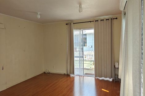 Photo of property in 24a/2 Waimumu Road, Massey, Auckland, 0614