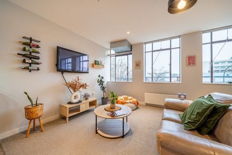 Photo of property in Unit 107,l1, 107/14 Laings Road, Hutt Central, Lower Hutt, 5010