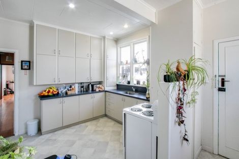 Photo of property in 63 Avondale Road, Taradale, Napier, 4112