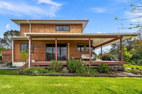 Photo of property in 211 Gray Road, Te Kamo, Kamo, 0185