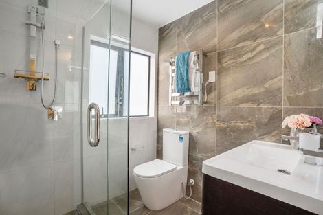 Photo of property in 39a Keegan Drive, Massey, Auckland, 0614