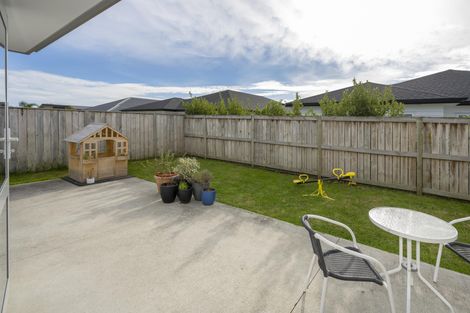 Photo of property in 18 Lamborn Drive, Papakura, 2110