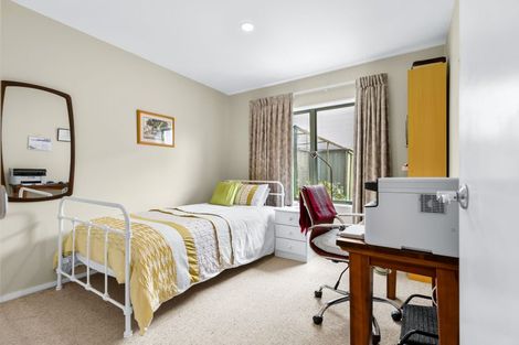 Photo of property in 16 The Grove, Red Beach, 0932