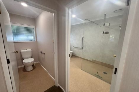 Photo of property in 58a Edgewater Parade, Waiuku, 2123