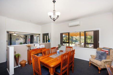 Photo of property in 34 Hazelhurst Line, Kelvin Grove, Palmerston North, 4470