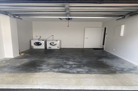 Photo of property in 27u2 Seddon Road, Frankton, Hamilton, 3204