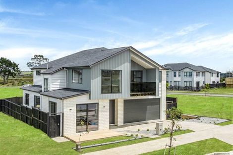 Photo of property in 48 Emerald Avenue, Rosehill, 2113