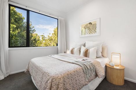 Photo of property in 14 Fordham Street, Beach Haven, Auckland, 0626