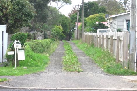 Photo of property in 13 Glengarry Road, Glen Eden, Auckland, 0602