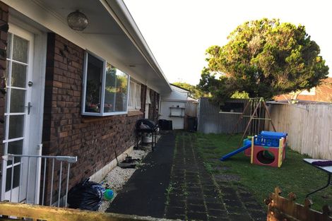 Photo of property in 3/113 Clovelly Road, Bucklands Beach, Auckland, 2012