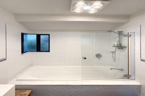 Photo of property in 701b Beach Road, Rothesay Bay, Auckland, 0630