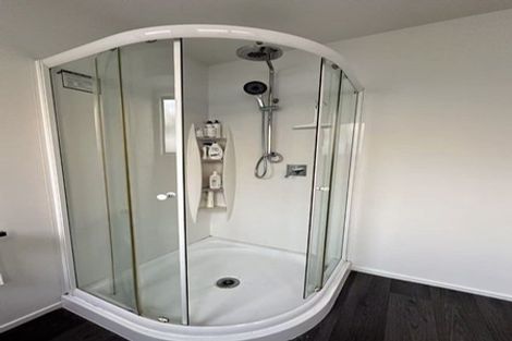 Photo of property in 10 Granville Drive, Massey, Auckland, 0614